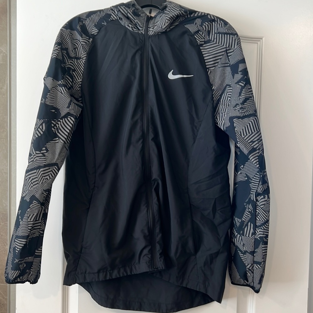 Nike Windbreaker Jacket